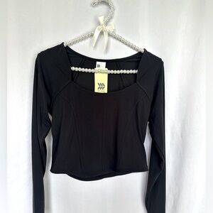 All in Motion Black long sleeve top size Medium